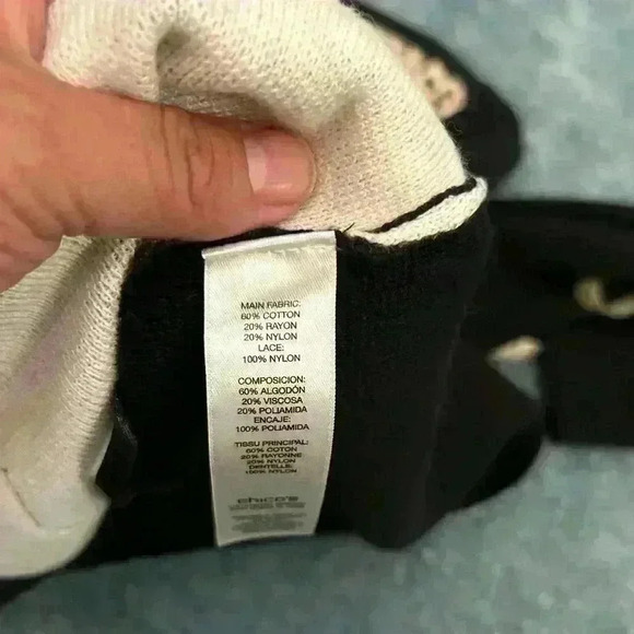 Chicos cardigan animal print lace zipup black color 60%cotton women’s size small - Picture 3 of 3